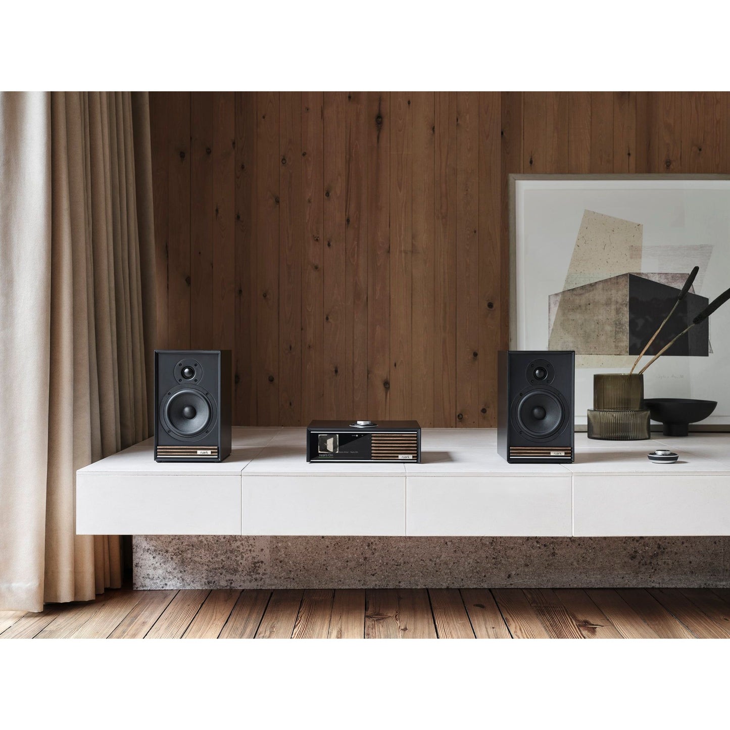 Ruark R610 Music Control / Amplifier & R-CD100 Bundle