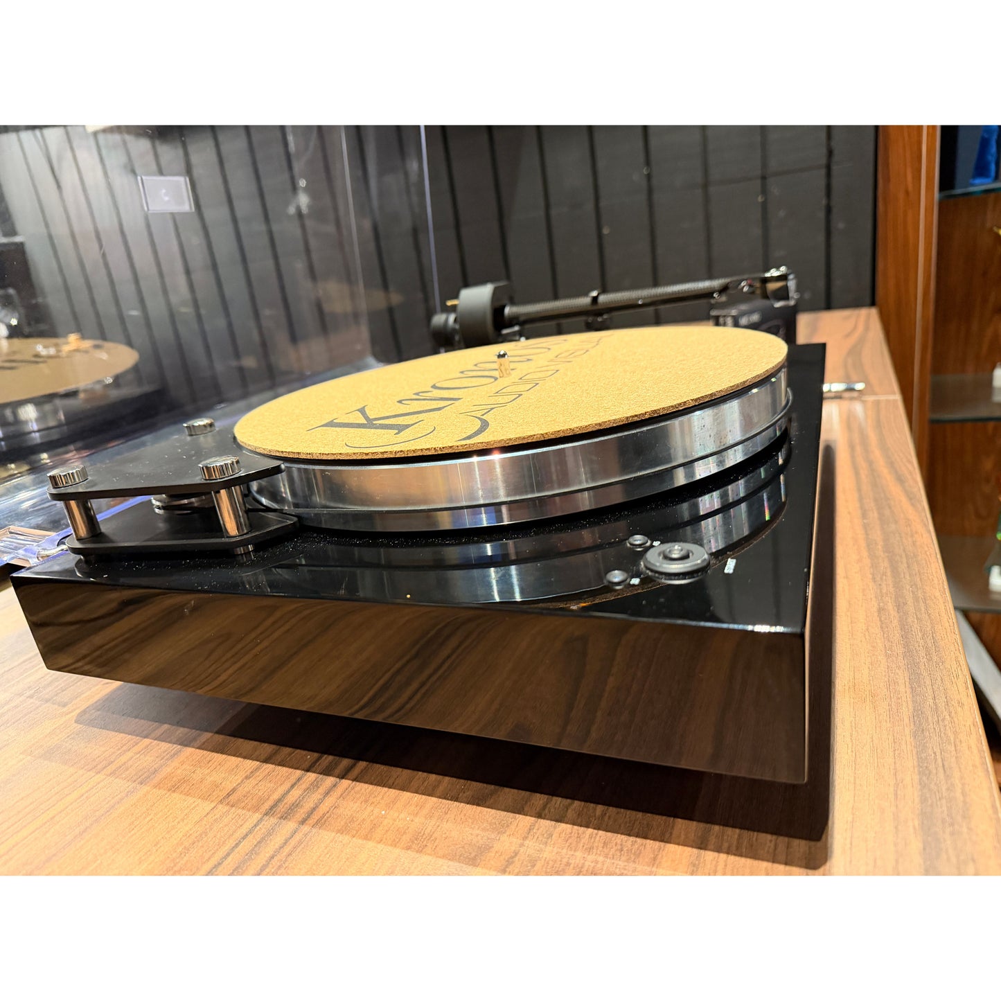 Pro-Ject Xtension 9 Turntable - Gloss Black(USED)