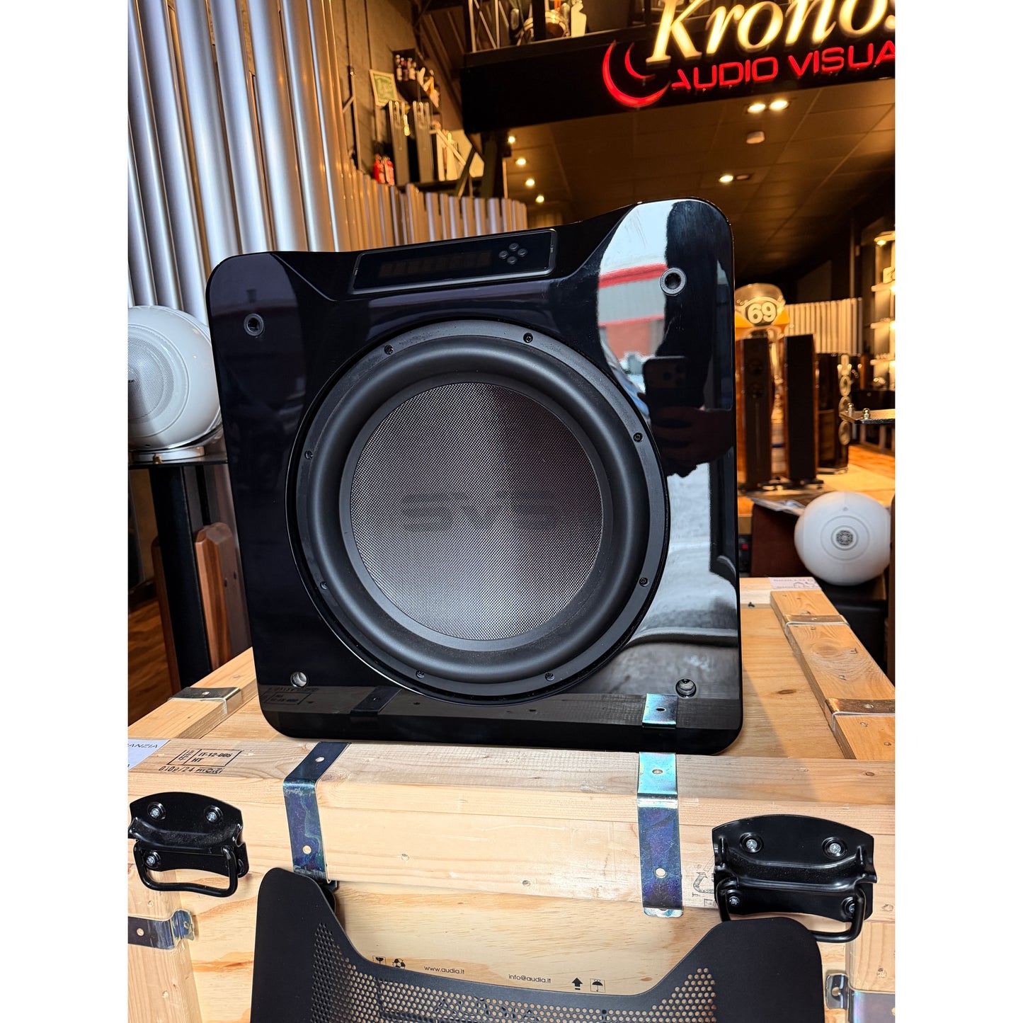 SVS SB4000 Subwoofer (OPEN BOX)