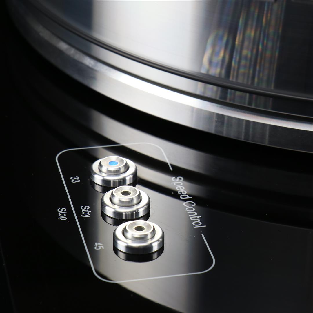 Pro-Ject Signature 10 Turntable Superpack