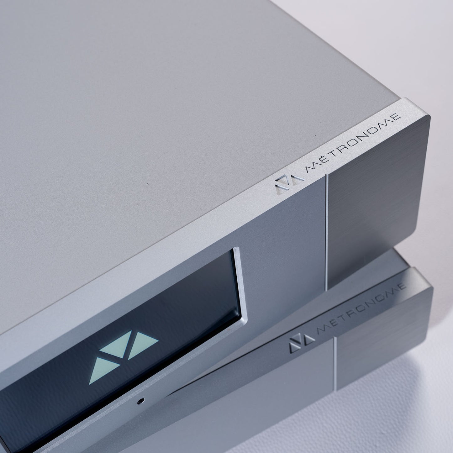 Metronome c/AQWO 2 DSD DAC + Power Supply