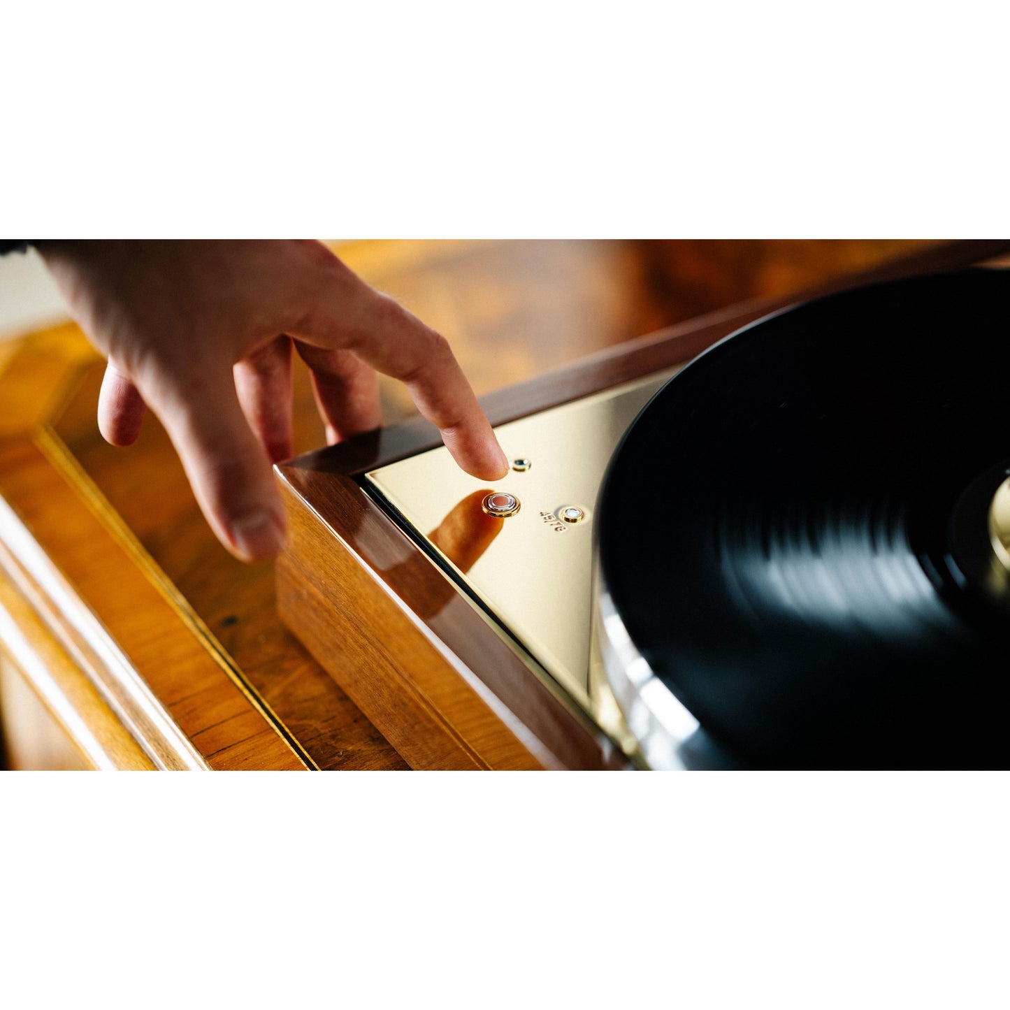 Pro-Ject The Classic Reference Turntable