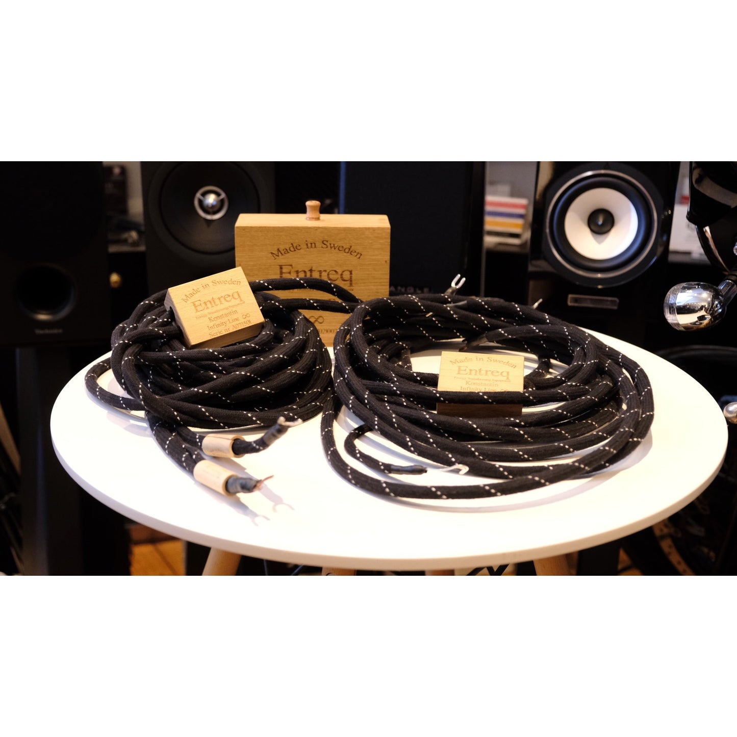 Entreq Konstantine Speaker Cable & Discon Grounding Box (Ex Demo)
