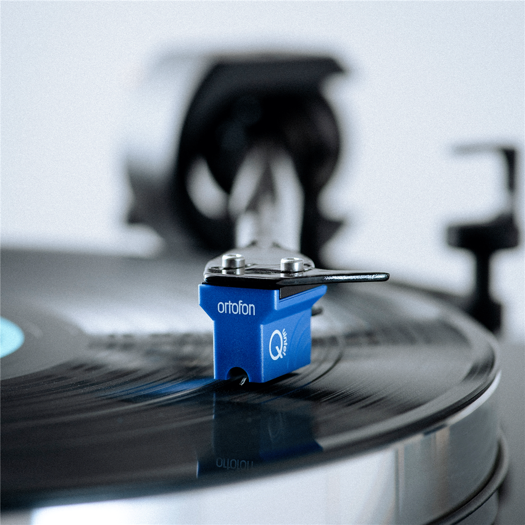 Pro-Ject X8 True Balanced Turntable