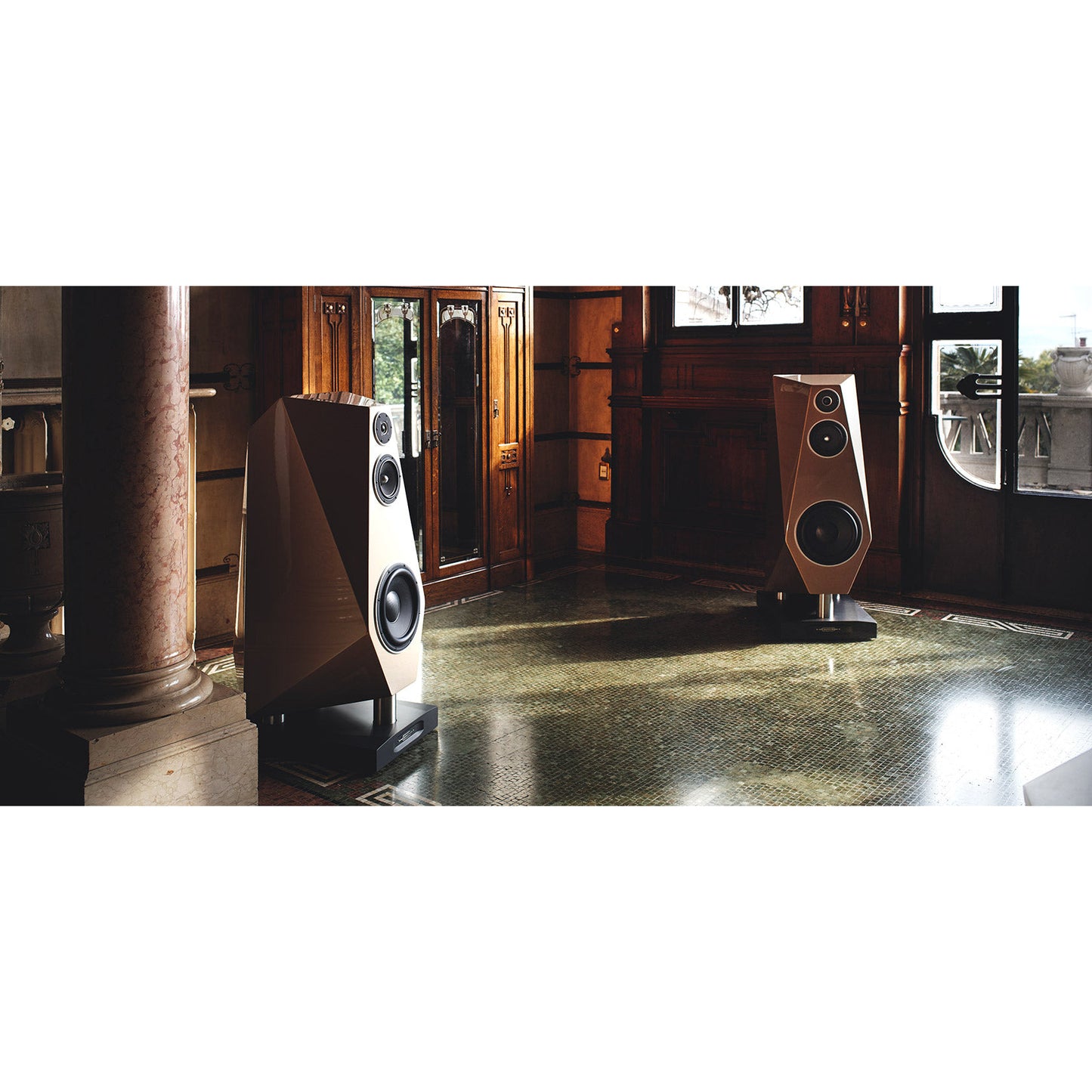 Diapason Dynamis Floorstanding Loudspeaker