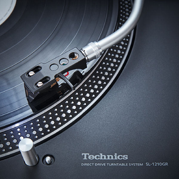 Technics SL-1210GR Direct Drive Turntable