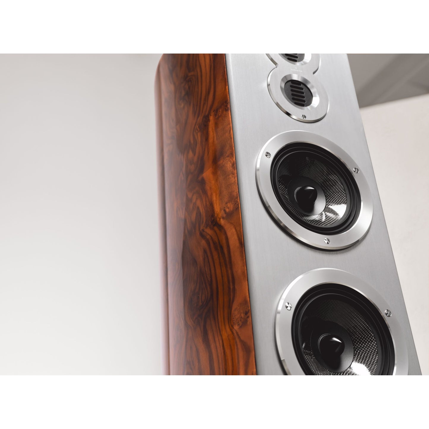 Audiovector R10 Arrete Loudspeakers