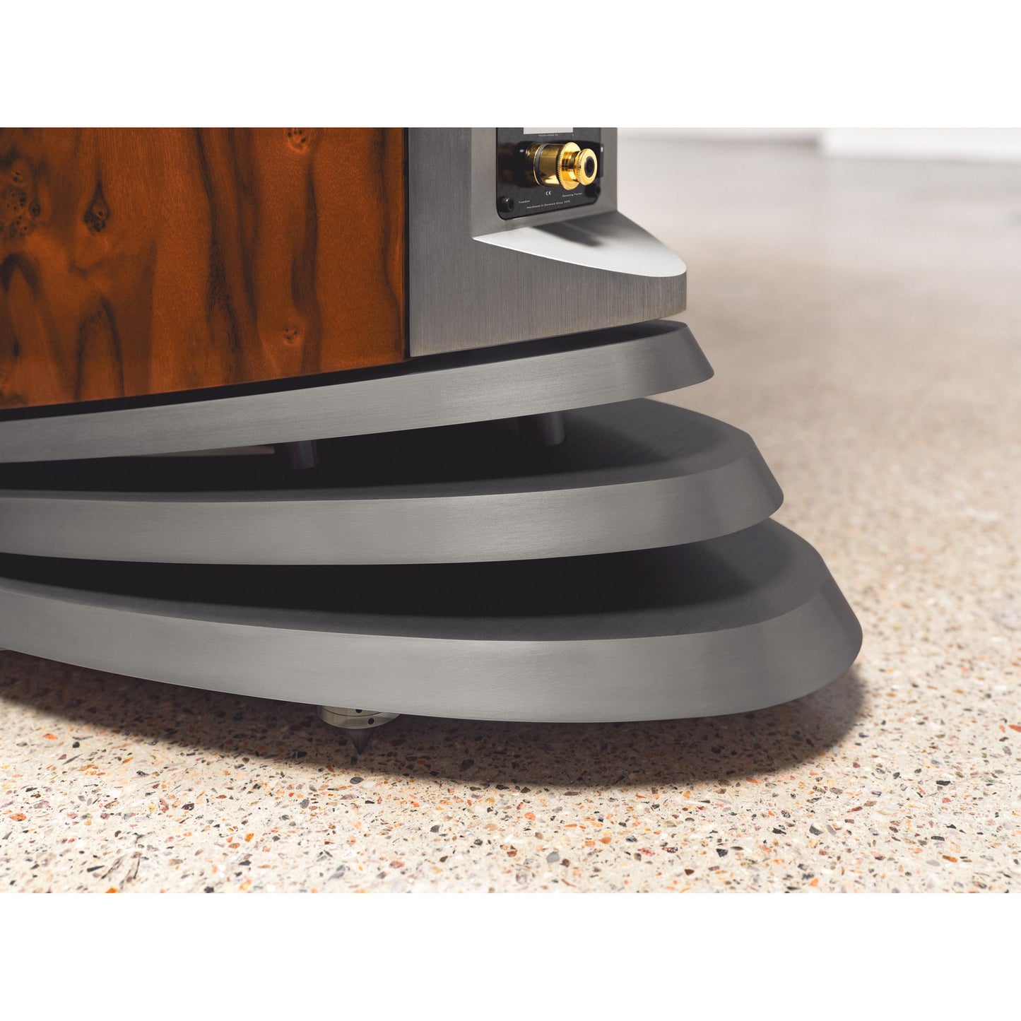 Audiovector R10 Arrete Loudspeakers