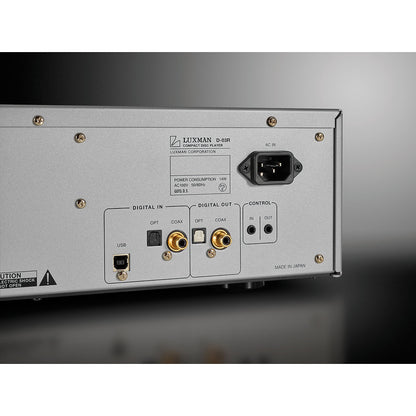 Luxman D-03R CD Player