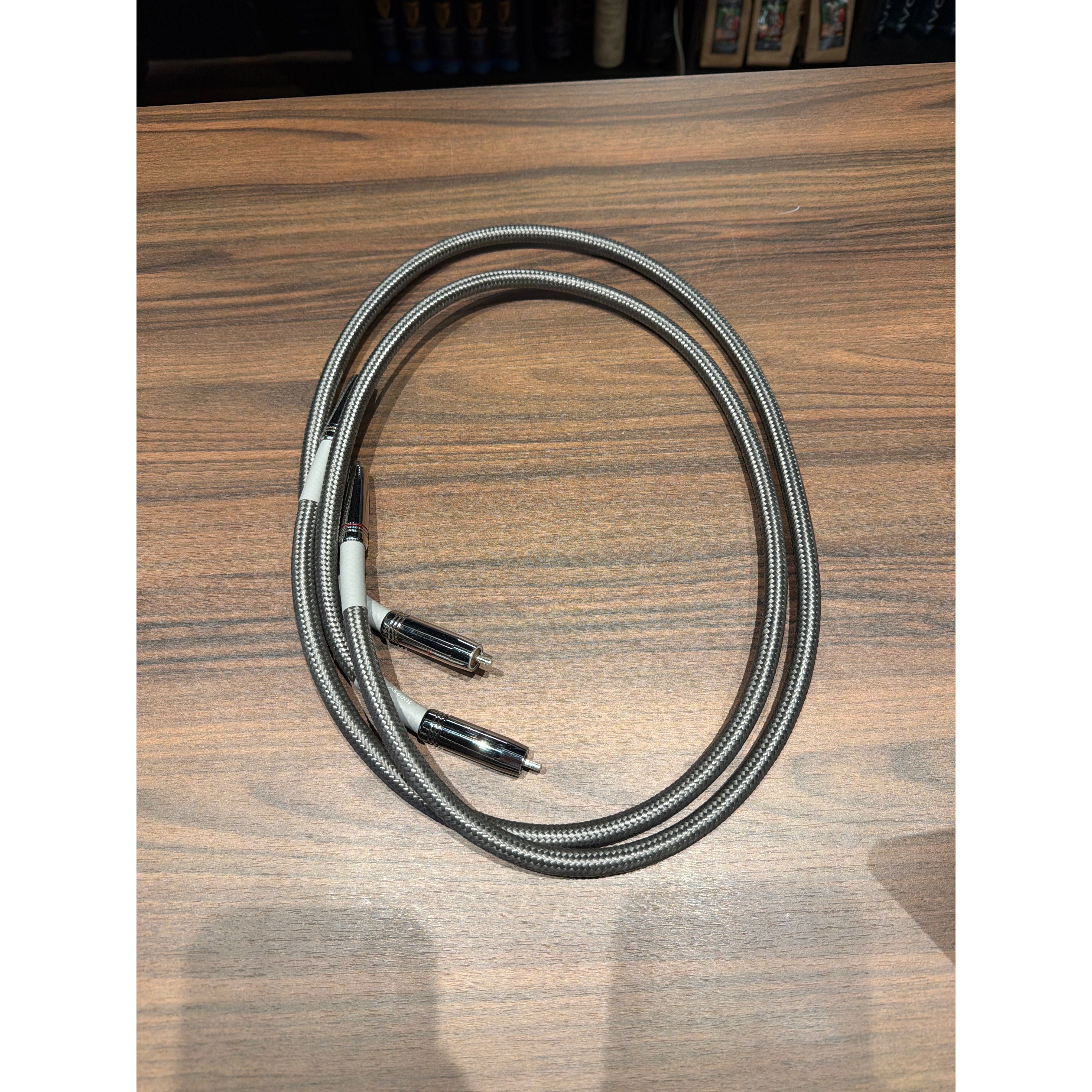 Atlas Ascent Ultra RCA - 1.0M