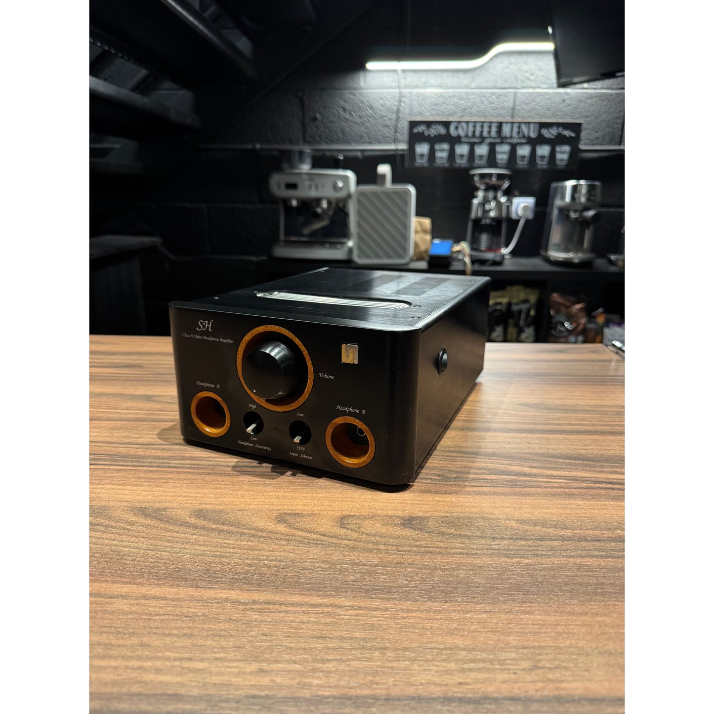 Unison Research SH Headphone Amplifier (USED)