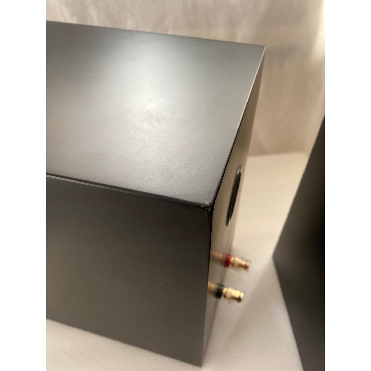 T+A PULSAR R21 BOOKSELF SPEAKER Matt BLK (USED)