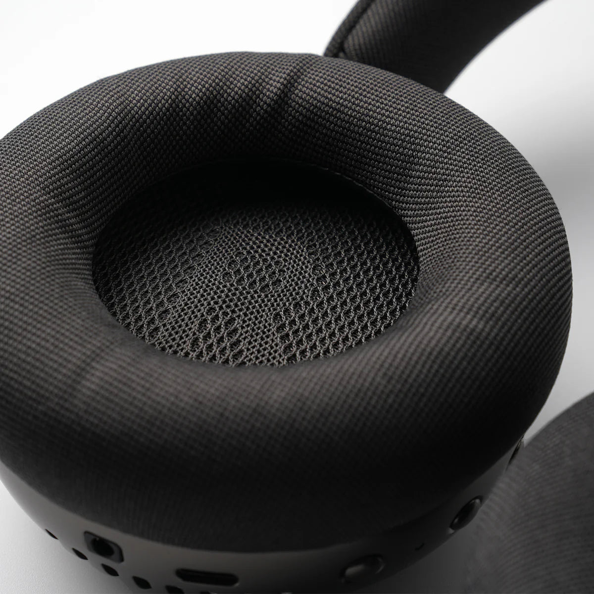 Ecoute Triode Vacuum Tube Active Headphones - Gunmetal