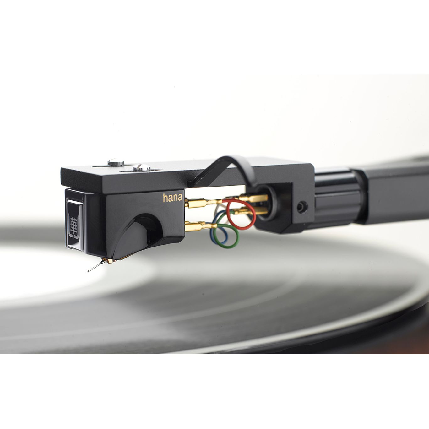 Hana Unami Black MC Low Output Cartridge