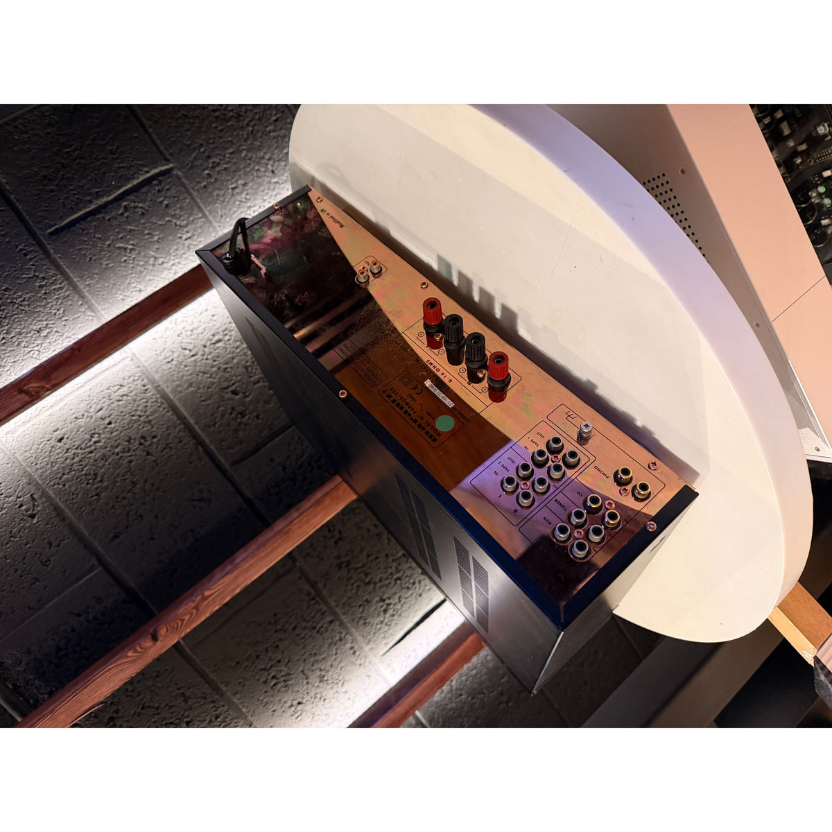 Marantz PM66SE Integrated Amplifier (USED)