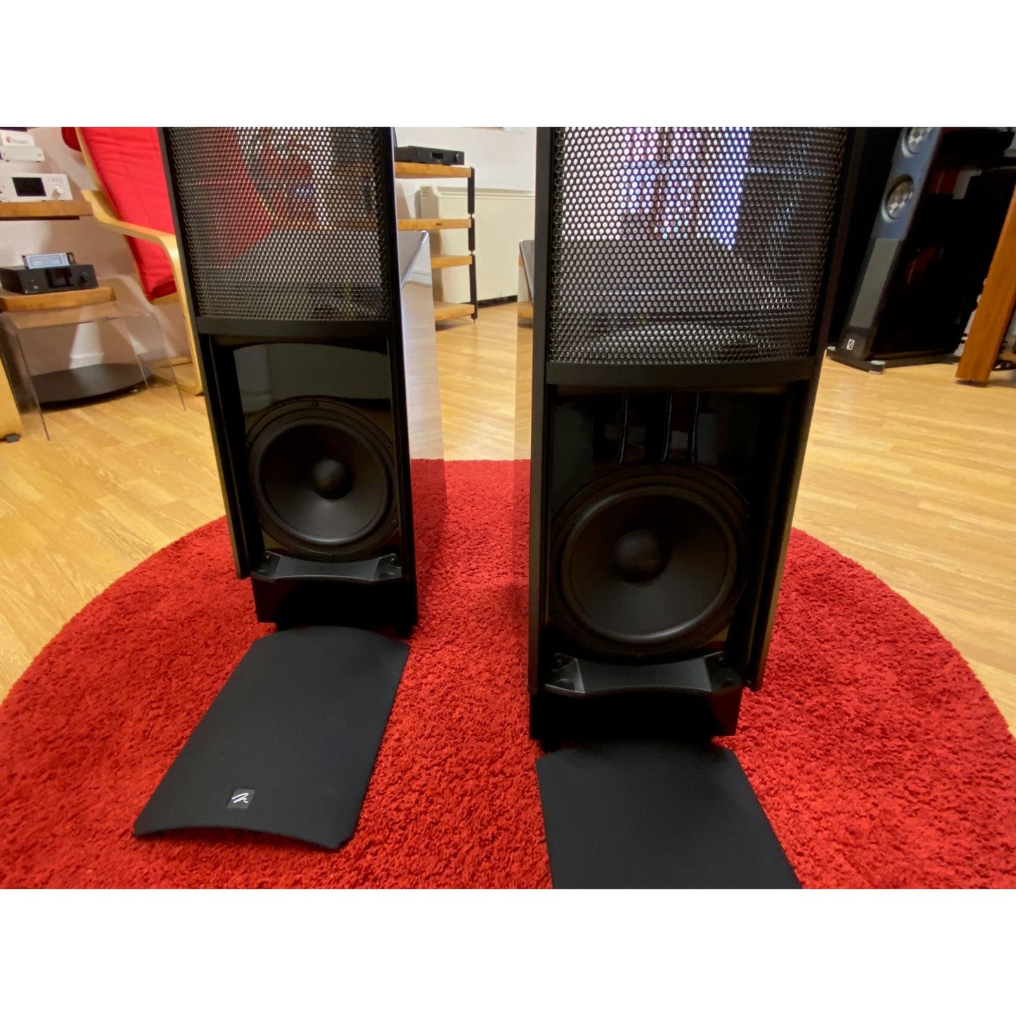Martin Logan ElectroMotion ESL Speakers (used )