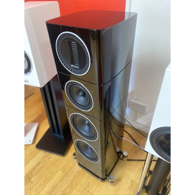 Wharfedale Elysian 3 Floorstanders stunning GLOSS BLK (ex demo)
