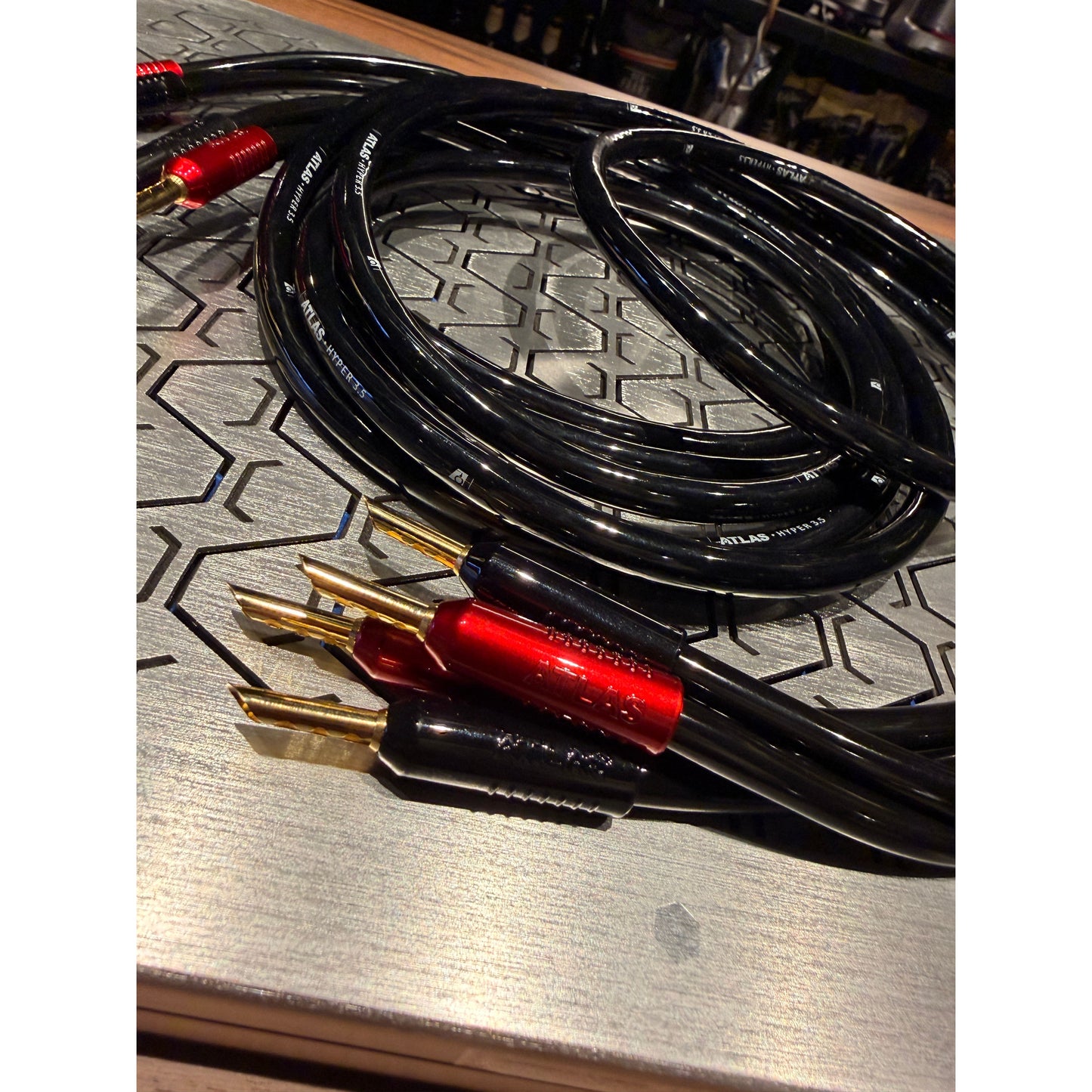 Atlas Hyper Achromatic Z 3.5 Speaker Cable (No Box)