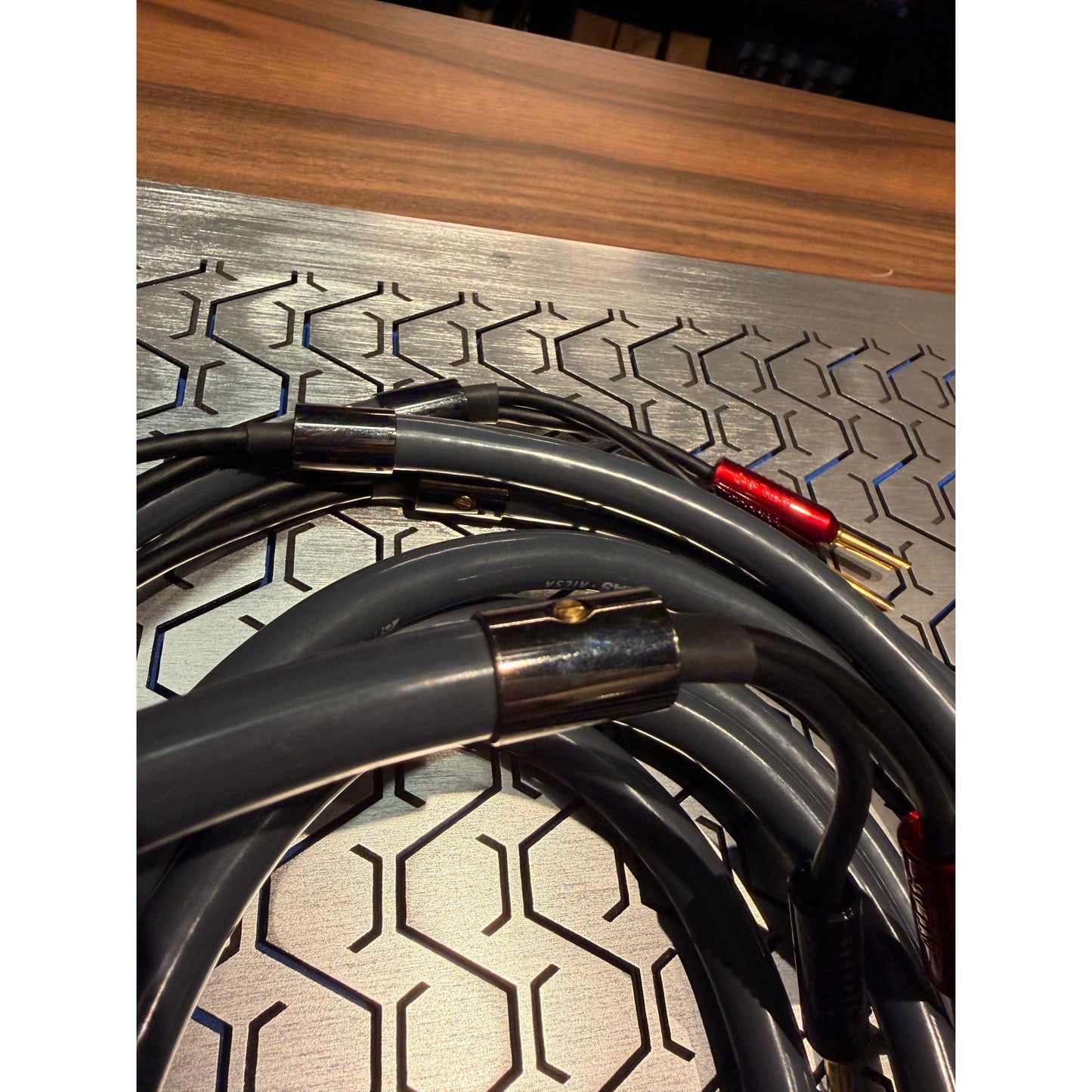 Atlas Ailsa Achromatic Z Speaker Cable (No Box)