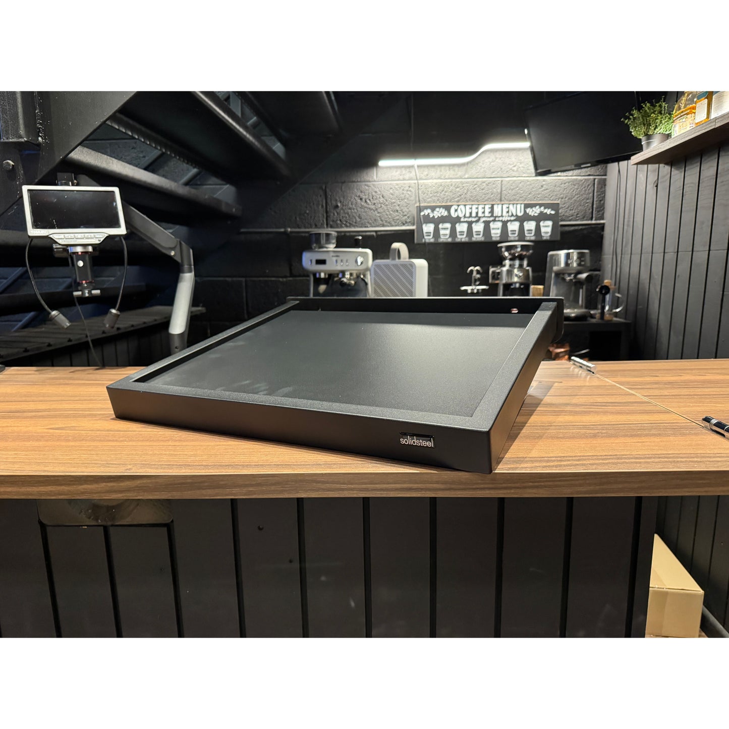 Solidsteel WS-5 Adjustable Turntable Shelf (Open Box)