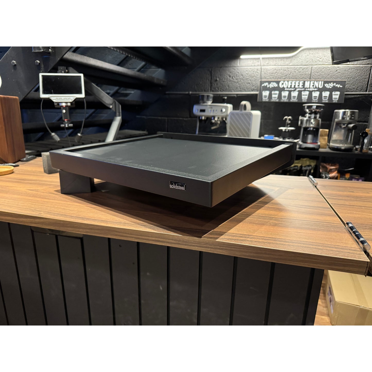 Solidsteel WS-5 Adjustable Turntable Shelf (Open Box)