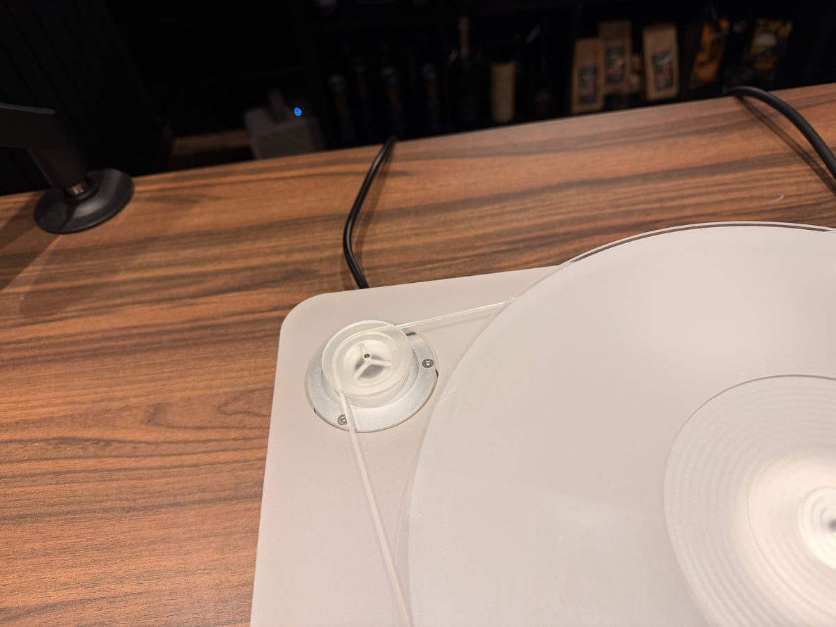 Marantz TT-15S1 Reference Turntable with Clearaudio Virtuoso Cartridge – Pre-Owned, Near Mint (USED)