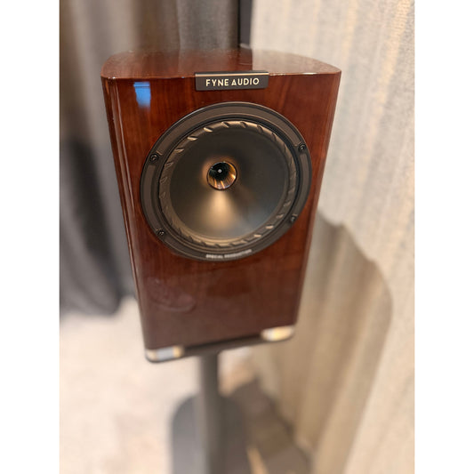 Fyne Audio F701SP Standmount Speakers (OPEN BOX Review Diaries)