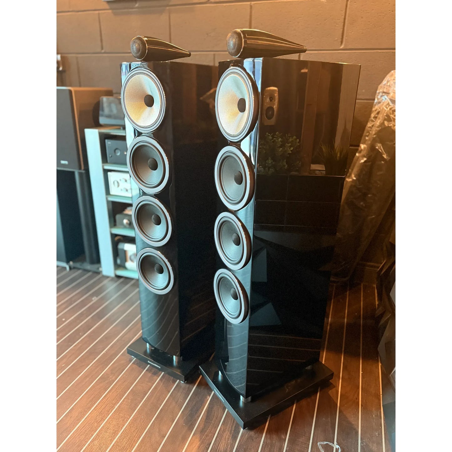 Bowers & Wilkins 703 S3 (Gloss Black) — USED / Pre-Owned