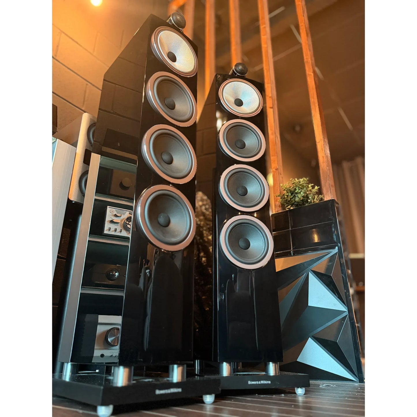 Bowers & Wilkins 703 S3 (Gloss Black) — USED / Pre-Owned