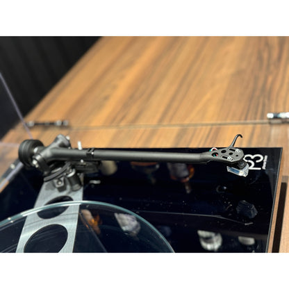 Rega P3 Turntable with Cartridge