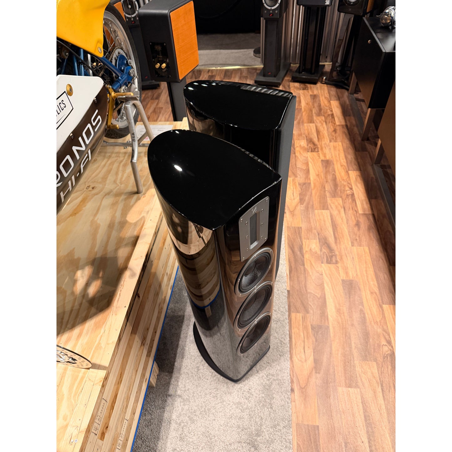 Quad Z3 Floorstanders (Open Box)