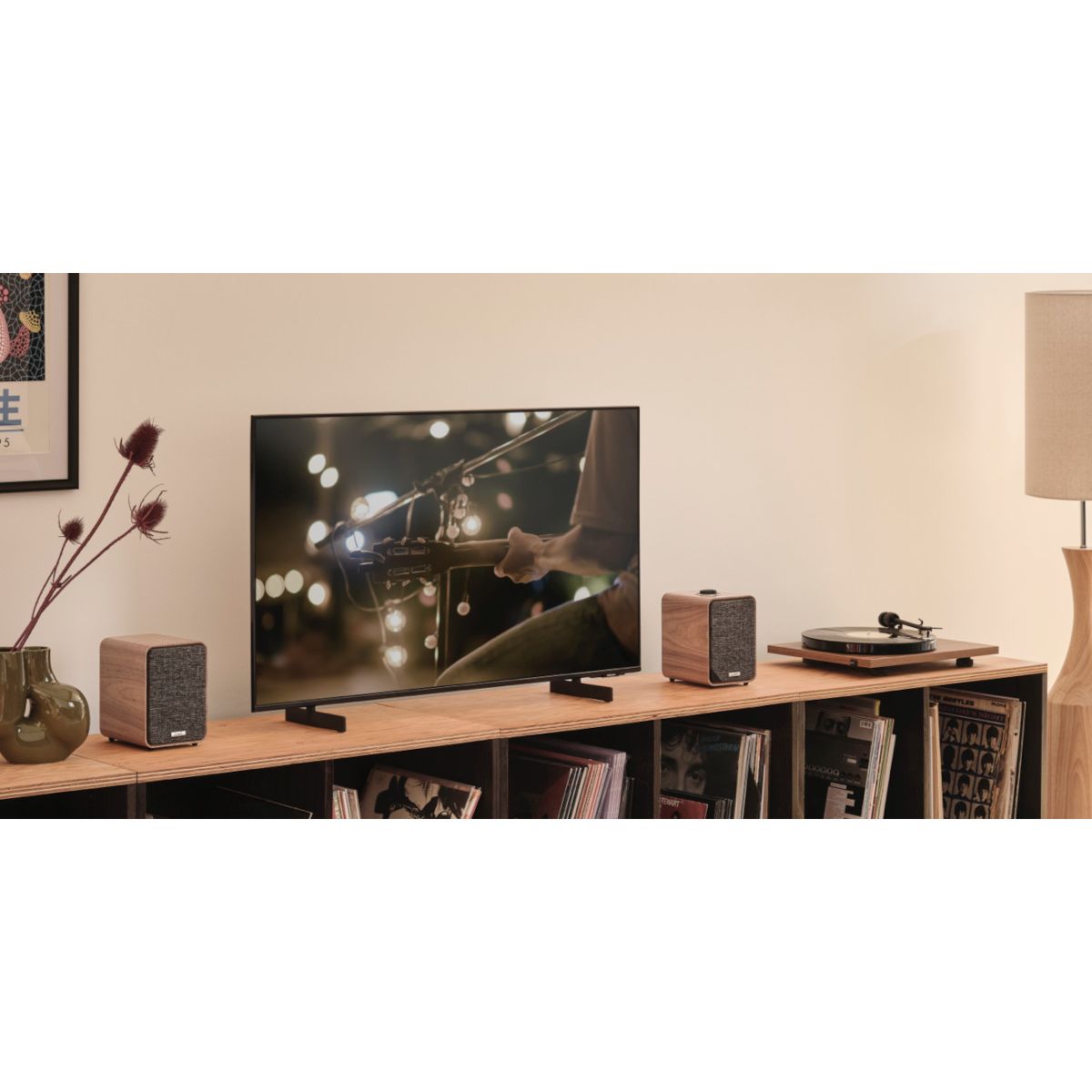 Ruark Audio MR1 MKIII Speaker System / Pro-Ject T1 Evo