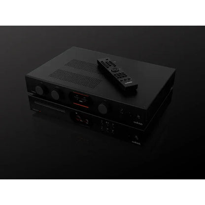 Audiolab 7000A with Audiolab 7000CDT Bundle Deal