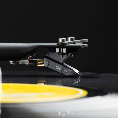 Pro-Ject AUTOMAT A1.2 Turntable