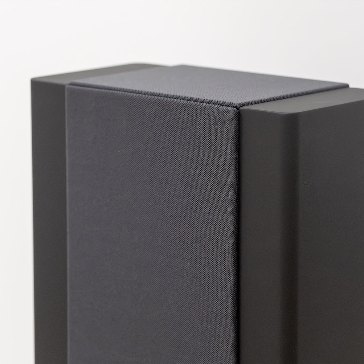 Lyngdorf FR-2 Loudspeakers