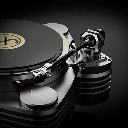 Acoustic Signature TA-7000 Neo – Tonearm playing a record