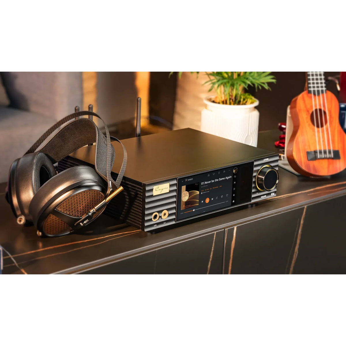 Cayin ID6 High-Resolution Valve Streamer, DAC, Valve Headphone Amplifier & Preamplifier