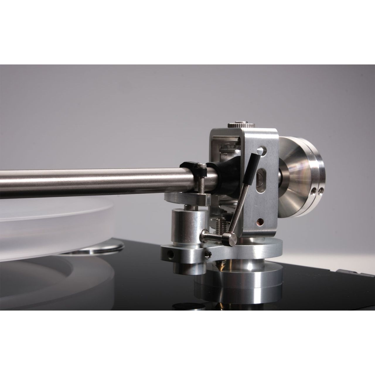 Takumi TT Level 1.1 Belt-Drive Turntable with Acrylic Platter
