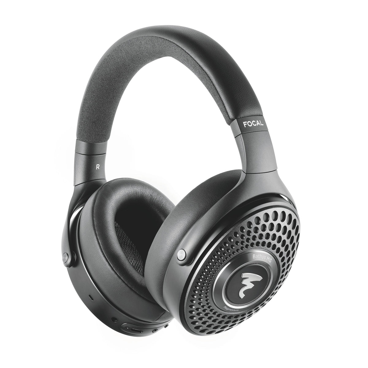 Focal Bathys MG Graphen Grey wireless headphones, three-quarter product view