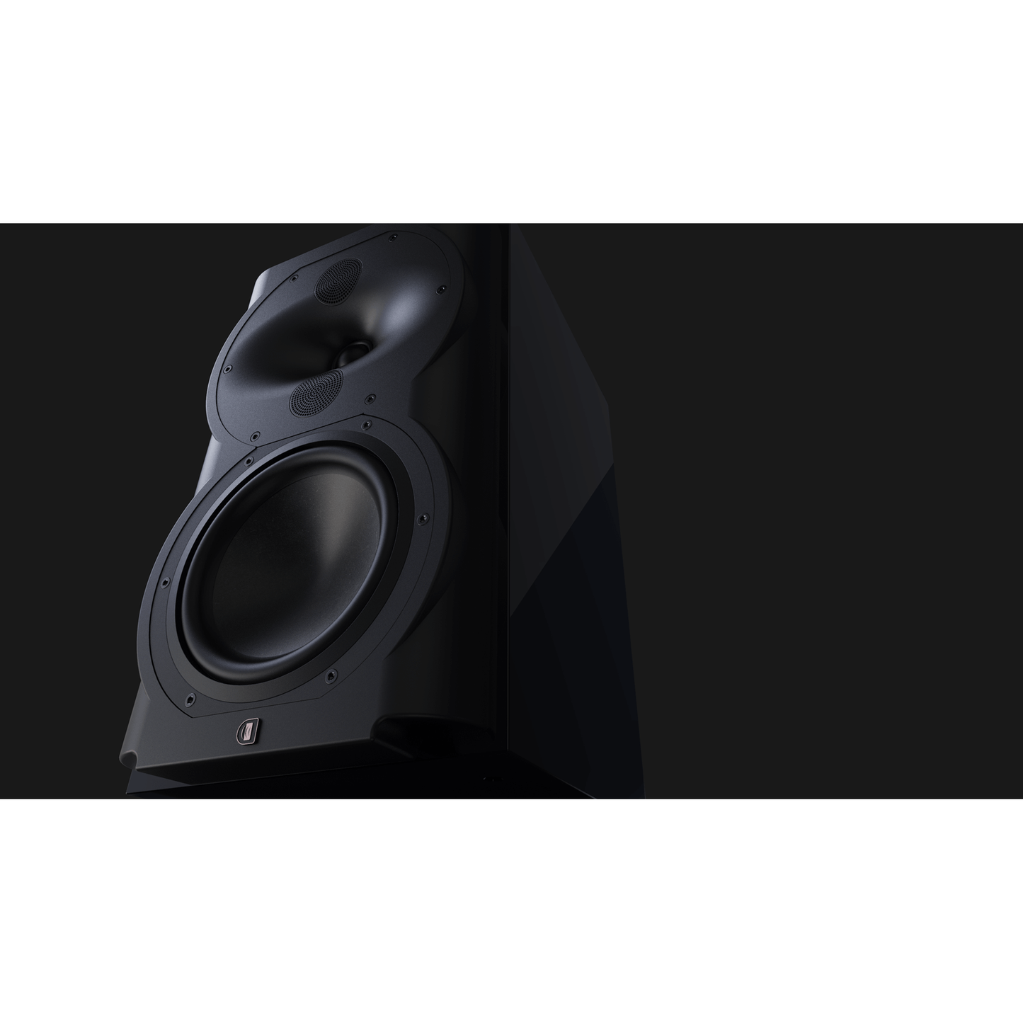 Perlisten Model R4b Bookshelf Speaker
