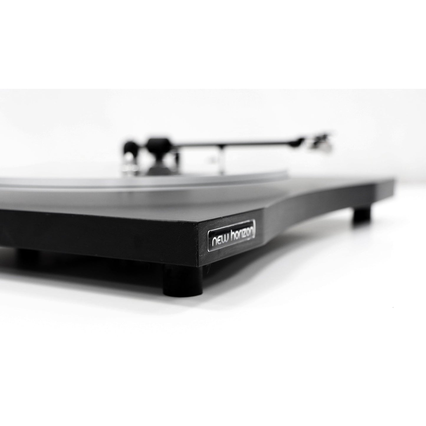 New Horizon 101 Turntable