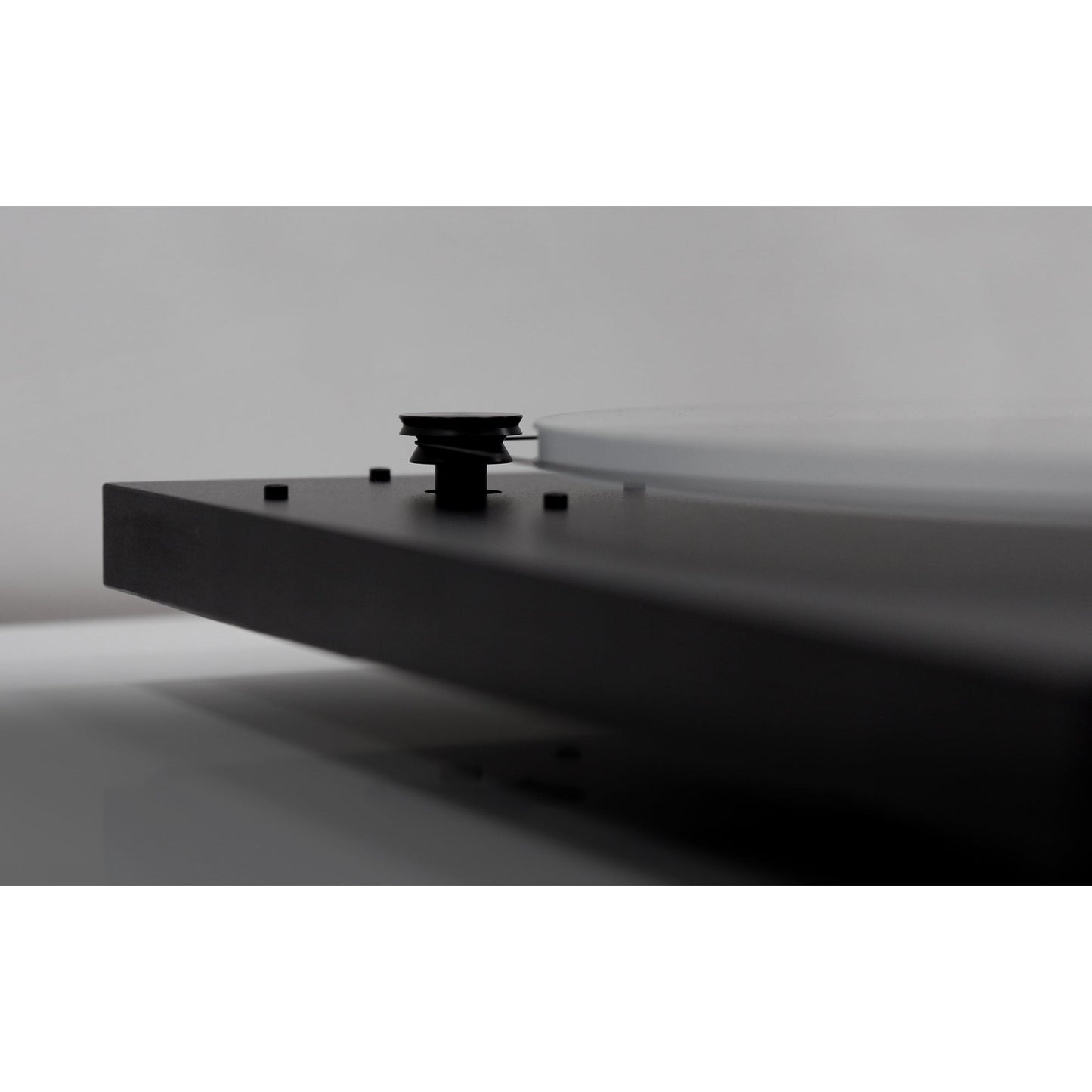 New Horizon 101 Turntable