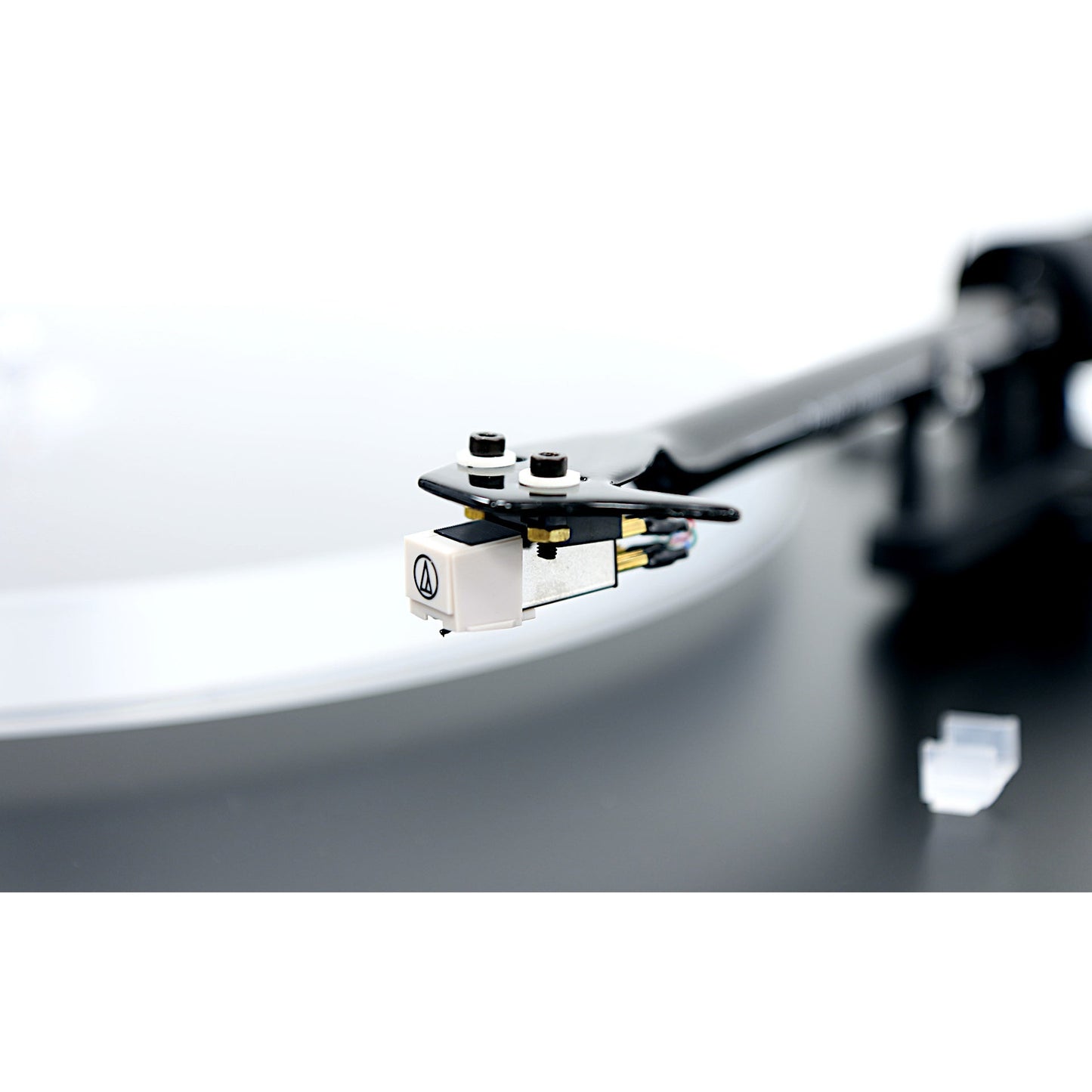 New Horizon 202 Turntable