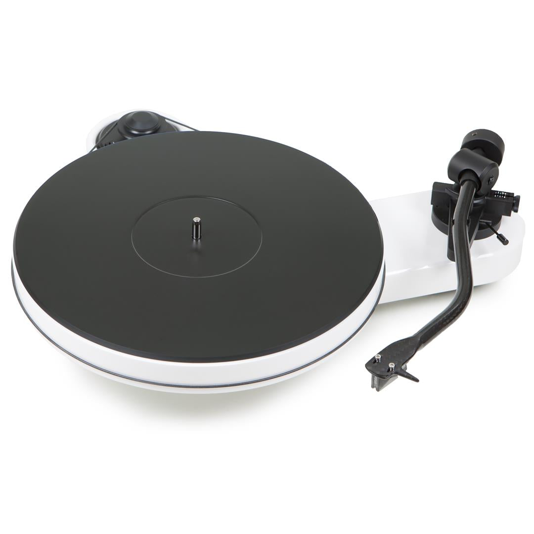 Pro-Ject RPM 3 Carbon Turntable