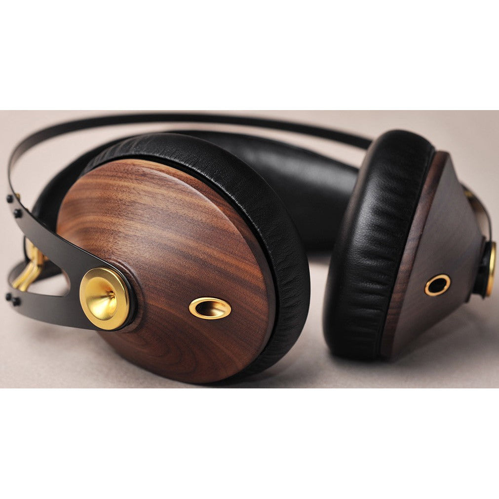 Meze 99 Classics Closed Back Headphones