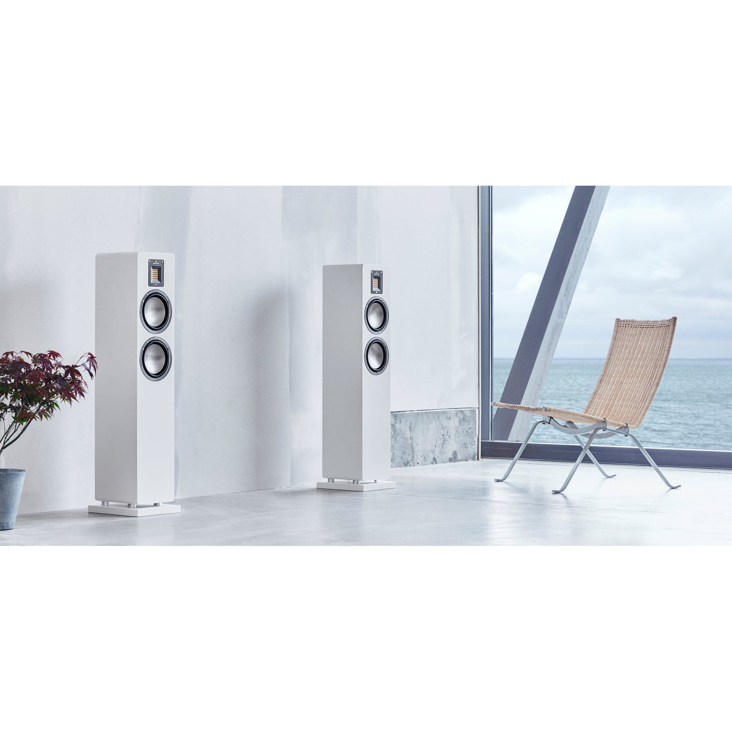 Audiovector QR3 Loudspeakers - Kronos AV