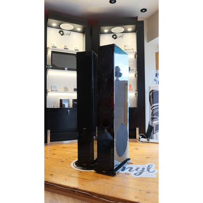 Advance Paris Kubik K11S Loudspeakers: Used: Boxed: Piano Black: As new condition.