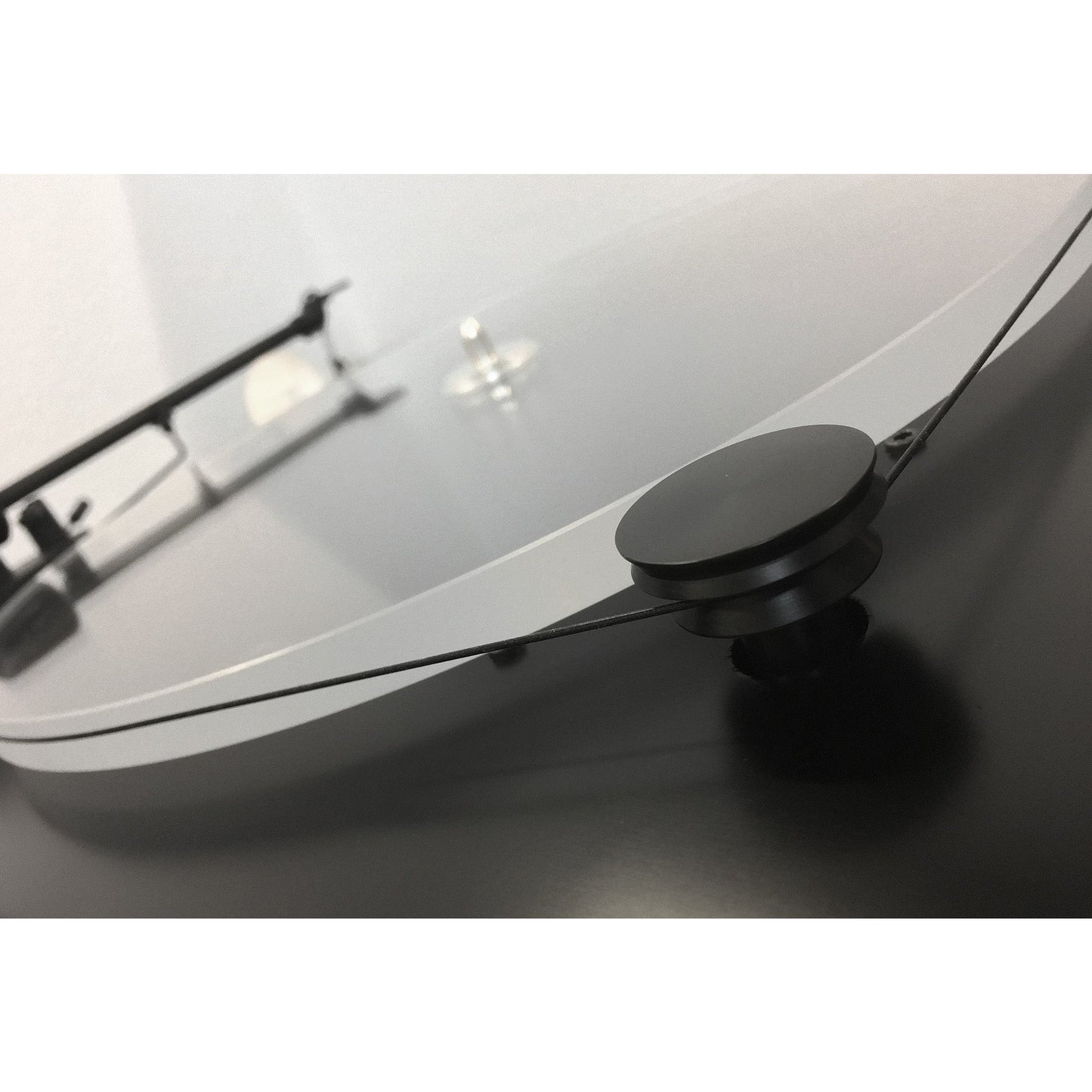 New Horizon GD2 Turntable