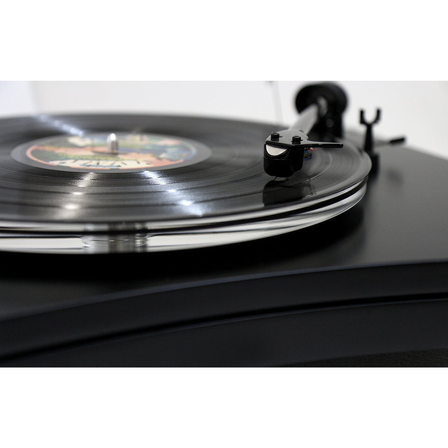 New Horizon GD2 Turntable