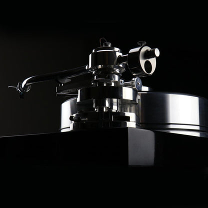 Pro-Ject Signature 10 Turntable